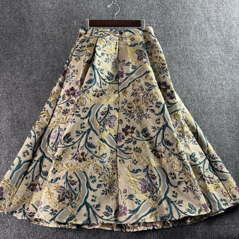 NWT Chicwish Women's Embroidered Jacquard A-Line Midi Skirt Beige Floral Size S - Picture 5 of 7
